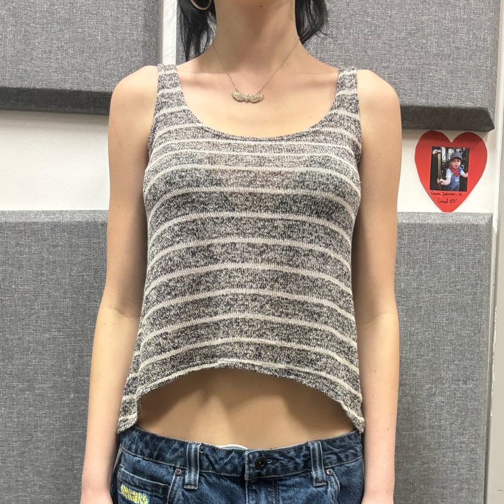 PacSun Gray and Cream Asymmetrical Crop Tank Top